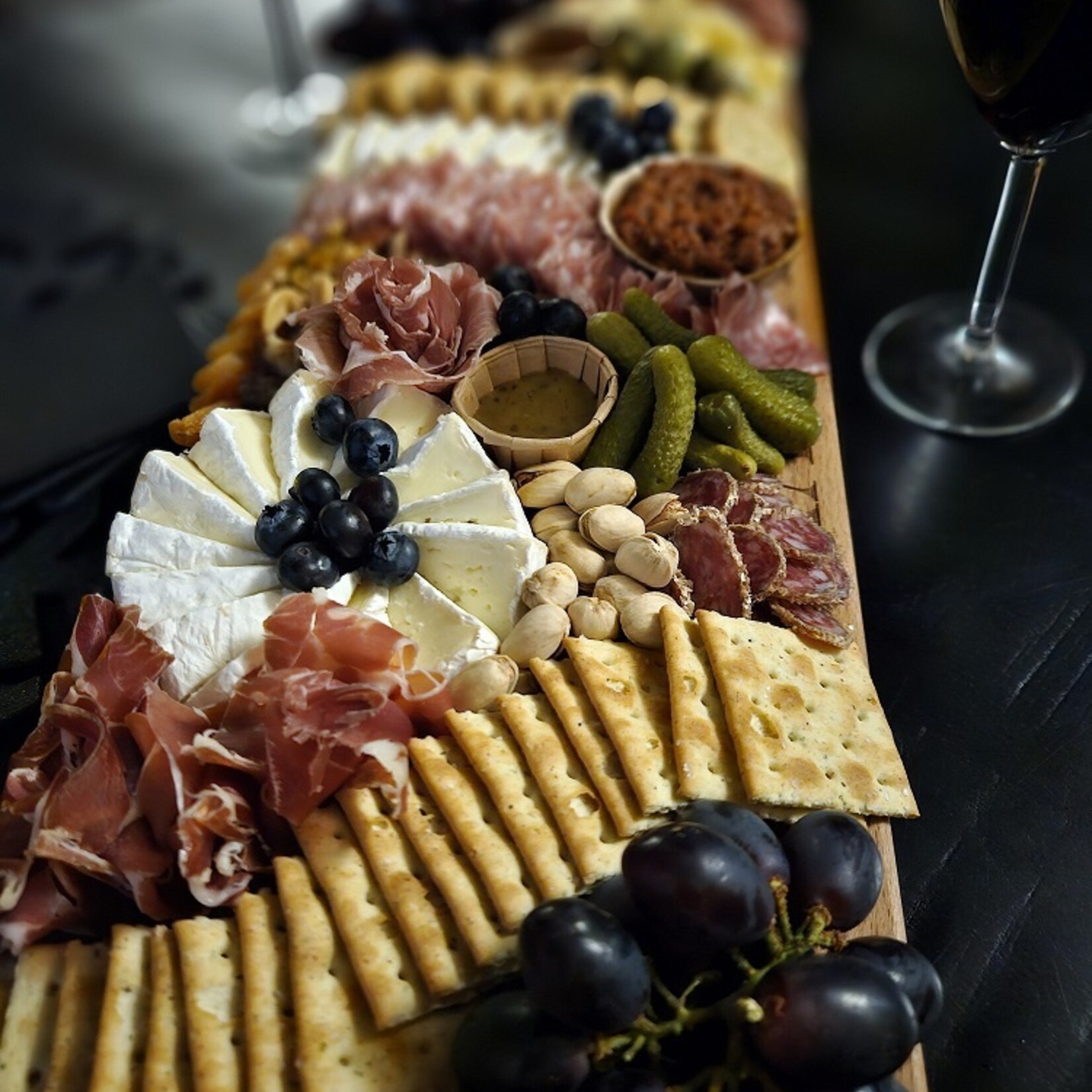 Bij Lien borrelplank beukenhout skyline Hedikhuizen