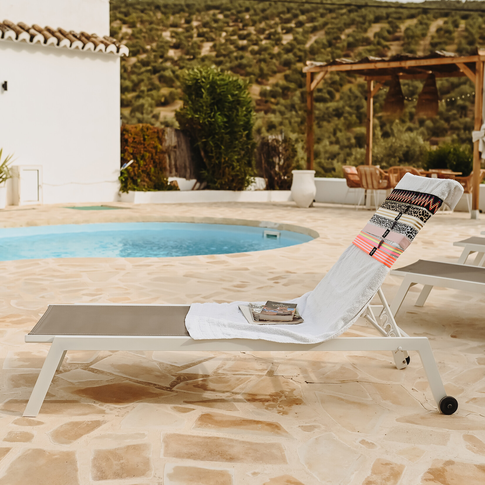 Bij Lien beach towel strap - Neon Orange