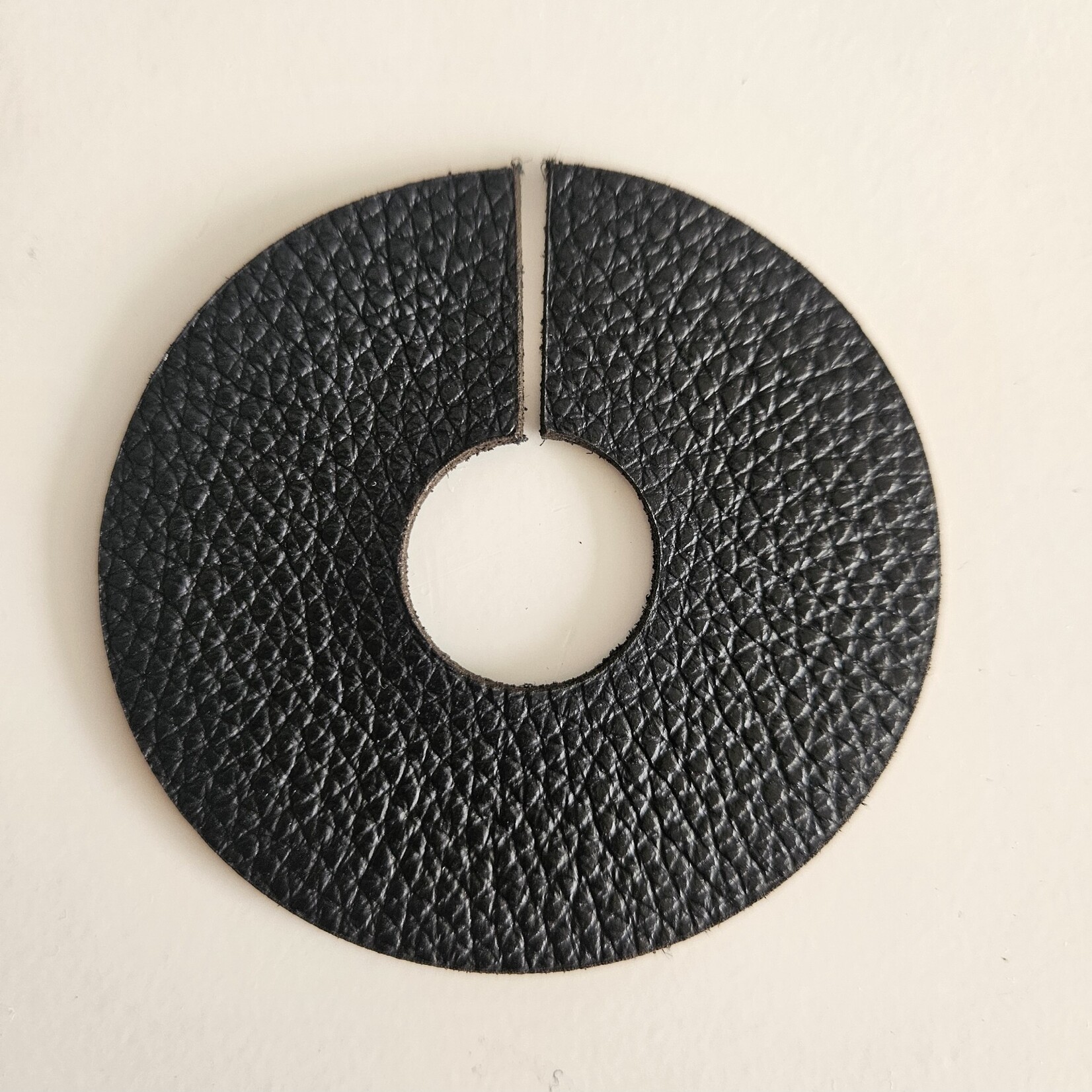 Bij Lien Leren druppelvanger