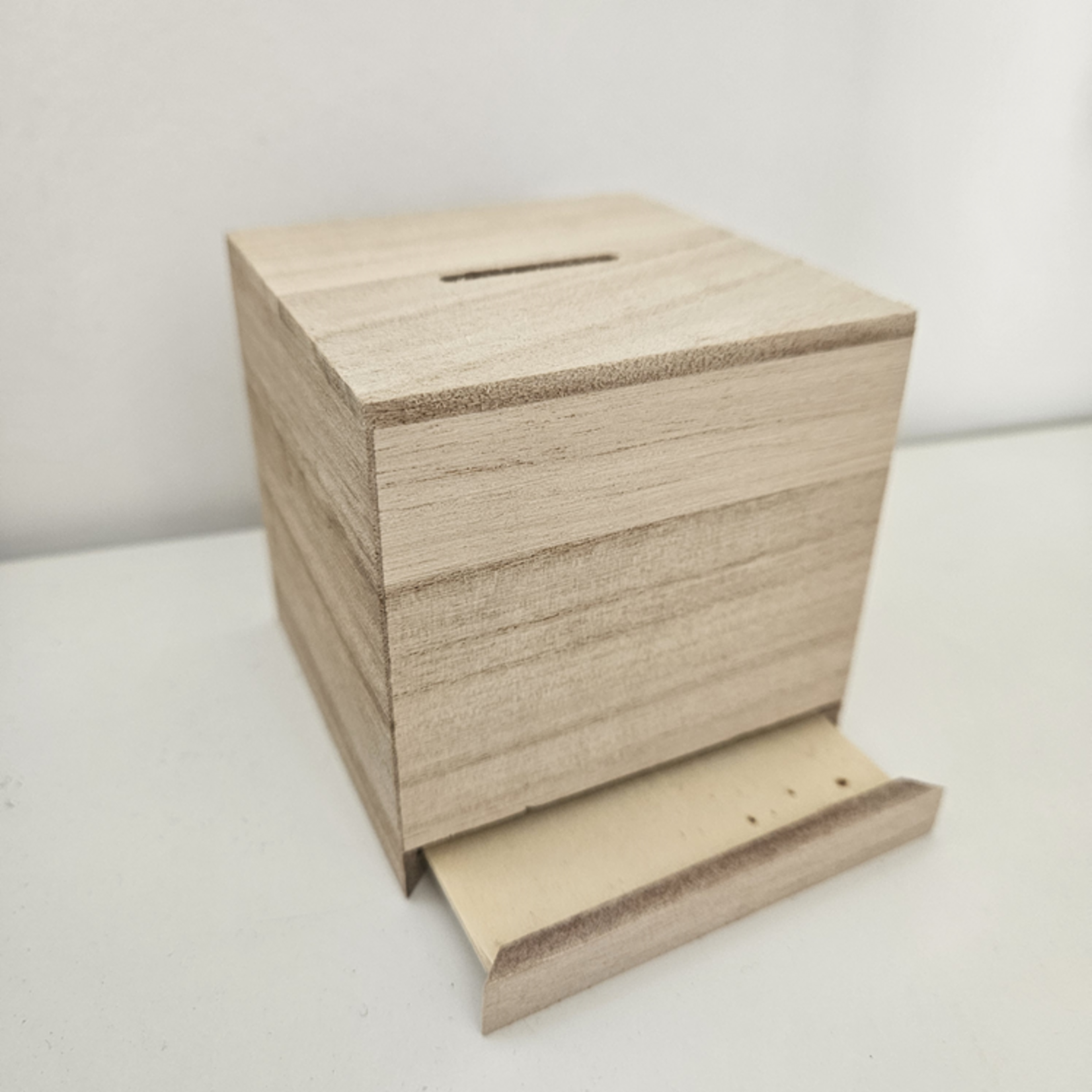 Houten spaarpot met naam