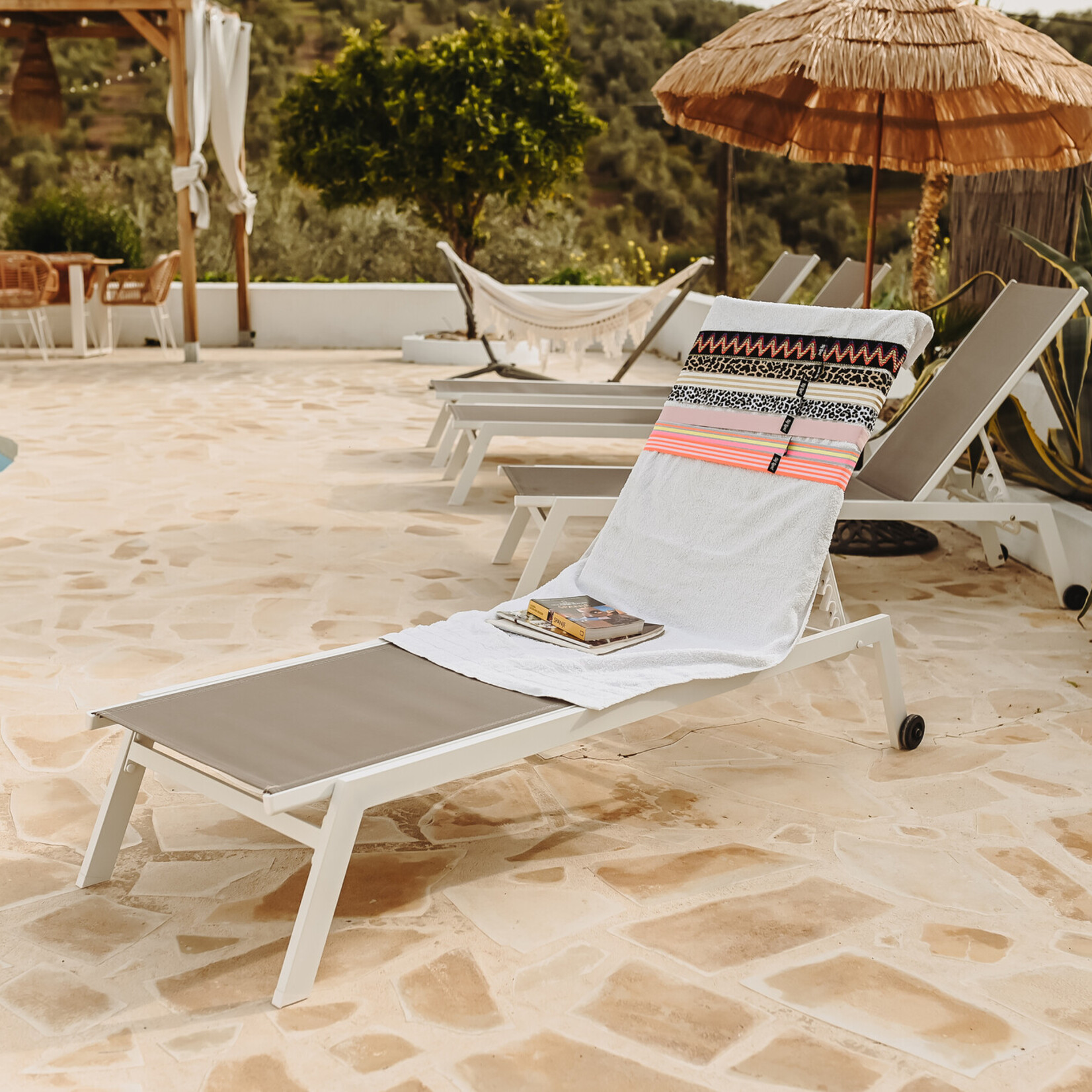 Bij Lien Beach towel strap -Glitter  Gold