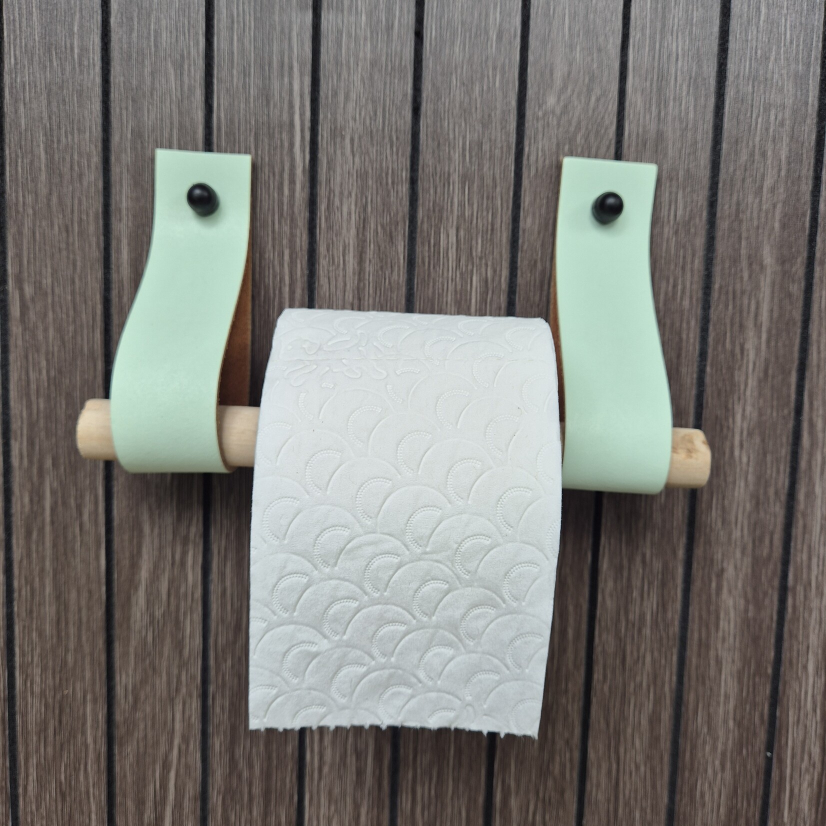 Bij Lien Leren toiletrol houder mint groen 4cm breed en 30cm lang