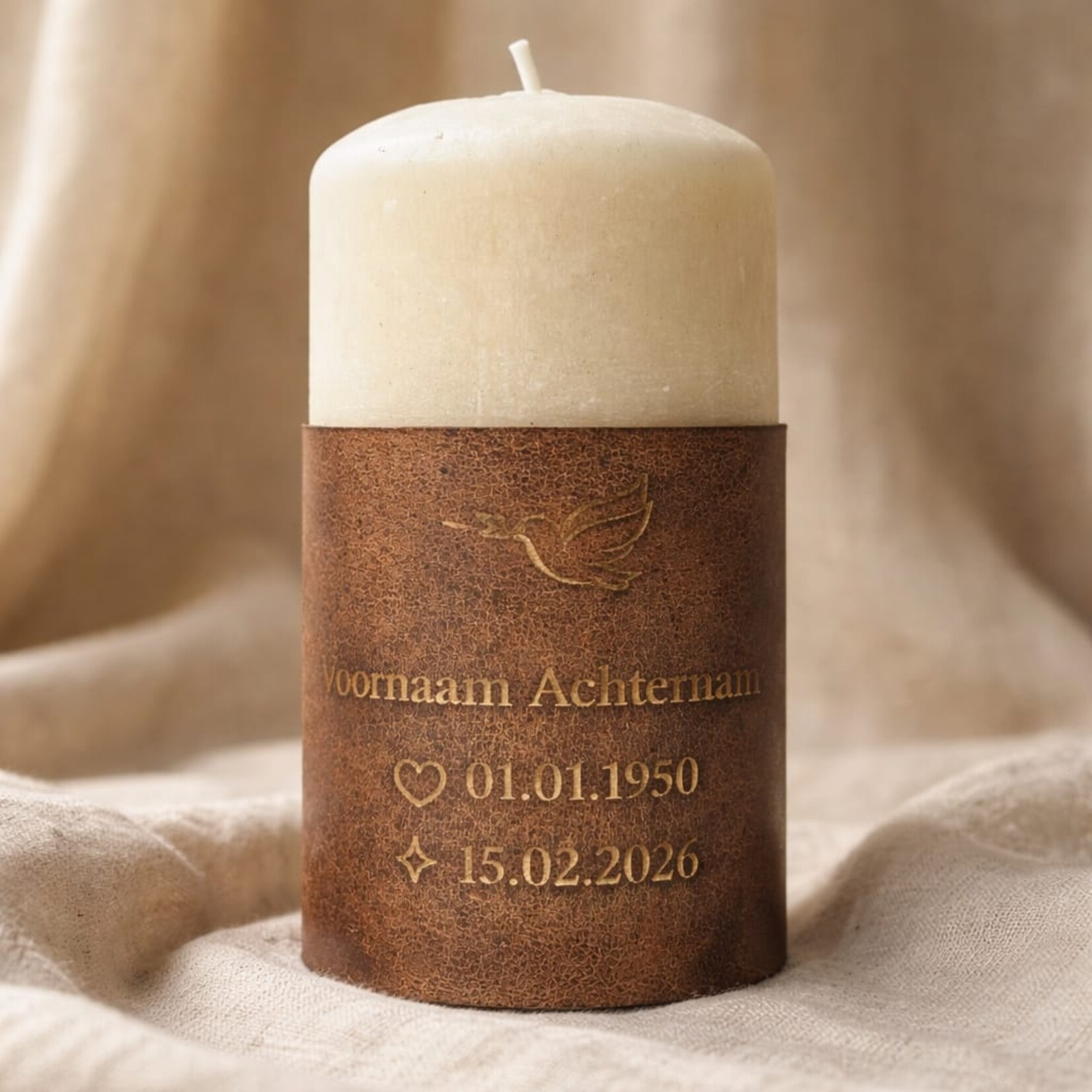 Bij Lien Herinneringskaars met gegraveerde leren hoes