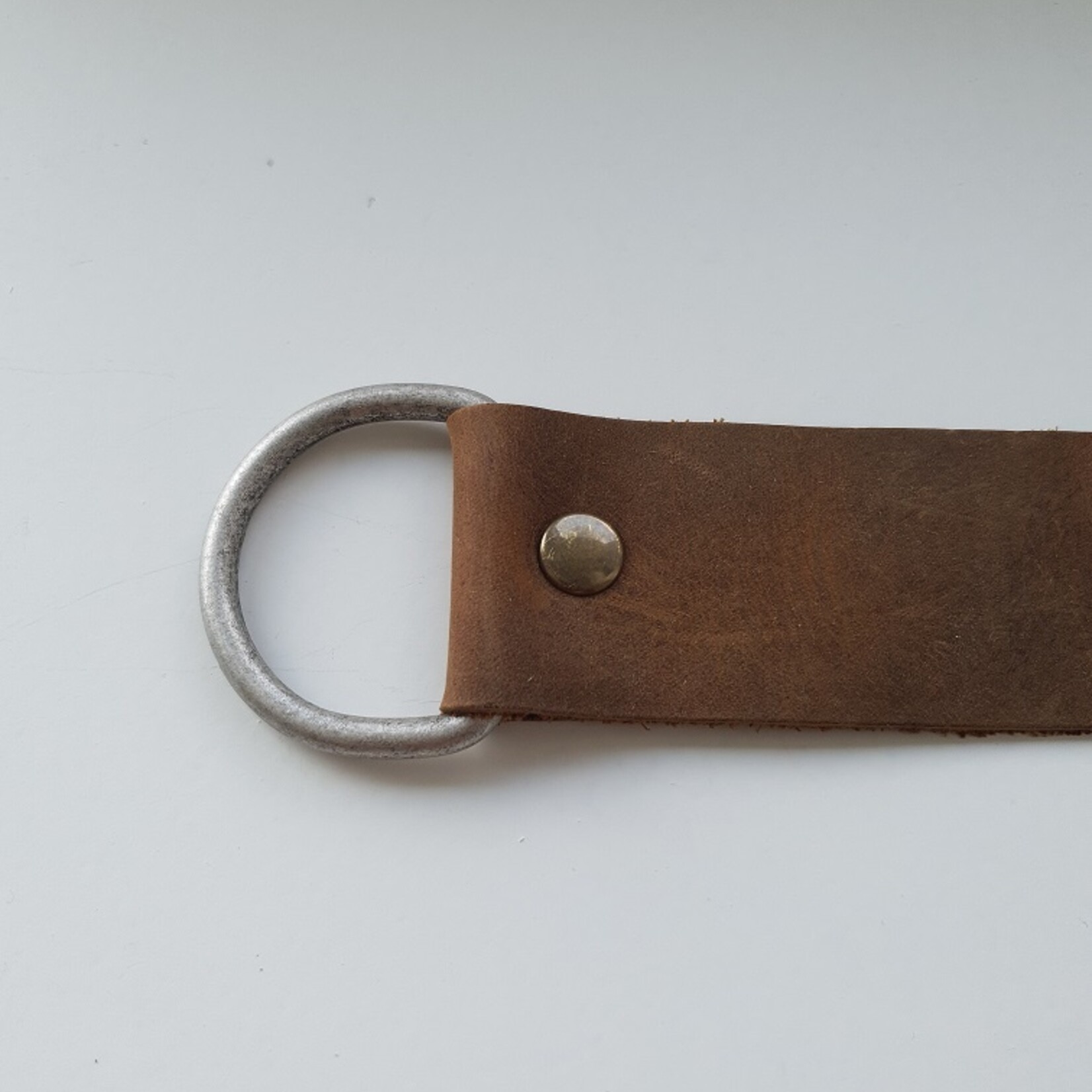 Bij Lien Gordijn embrasse leer 3 cm  - Nubuck bruin