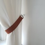 Bij Lien Embrasse leer Gordijn 4 cm Cognac