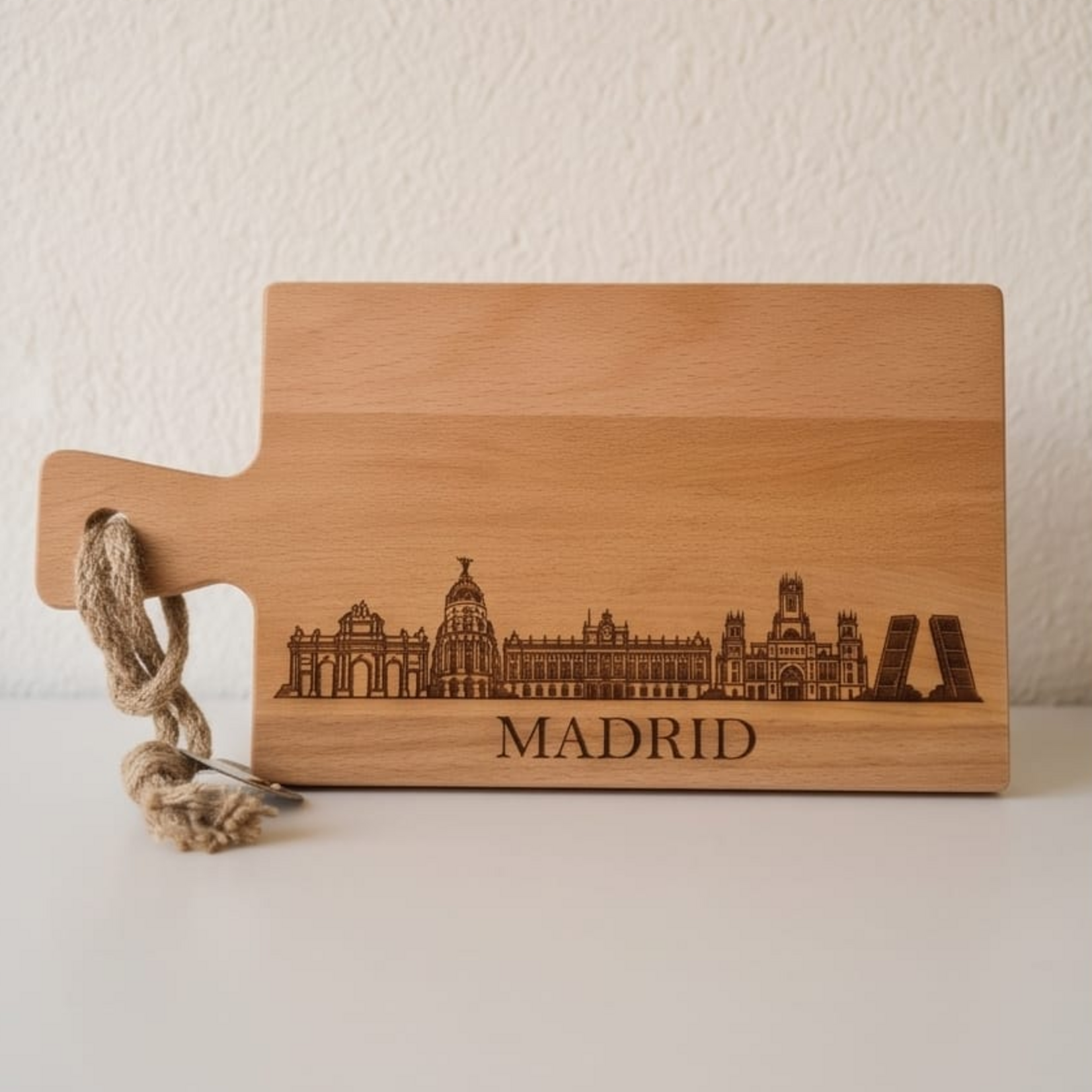 Bij Lien borrelplank beukenhout skyline Madrid