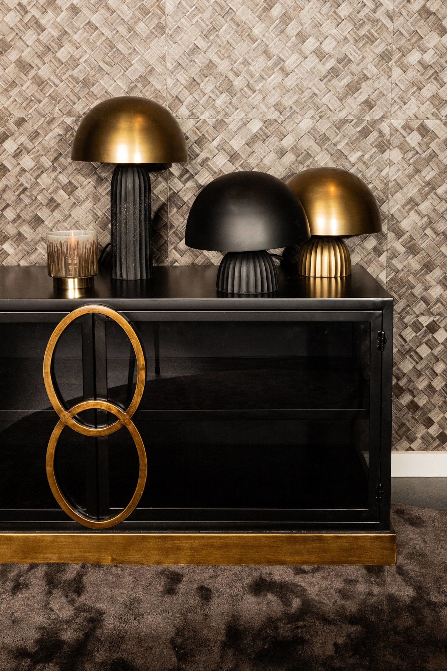 PTMD Collection Riho Black zwart metalen lage kast met smoke glazen deuren