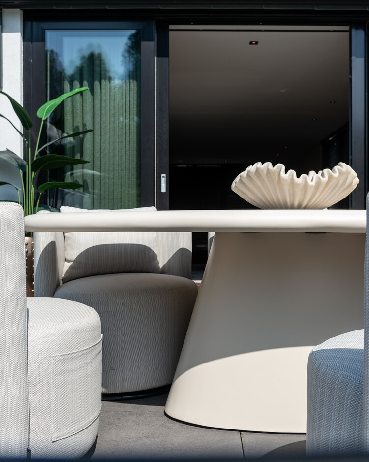 Richmond Interiors Outdoor draai eetkamerstoel Marlin beige