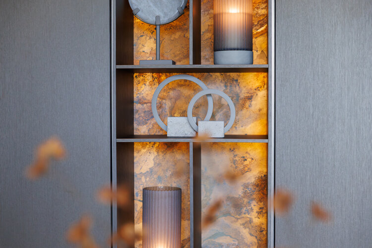 Bombyxx Ornament Kalmar Mini Travertine Aluminium Small