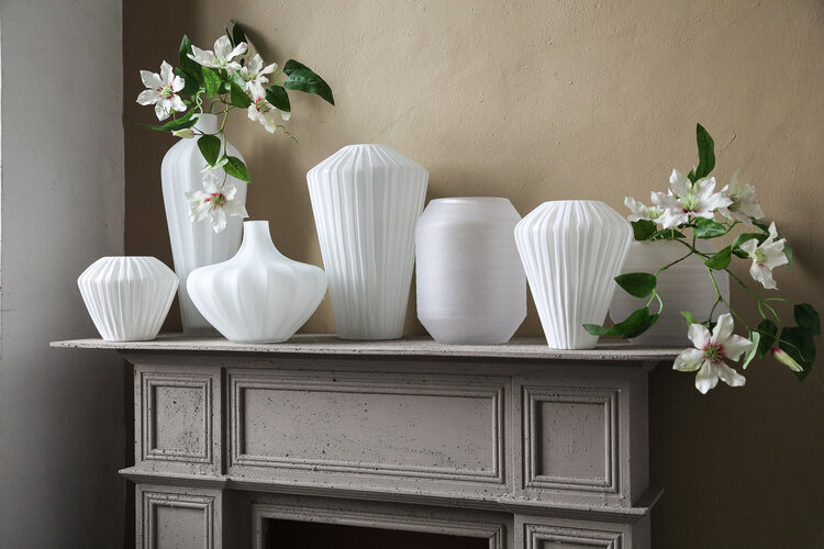 PTMD Collection Ireka White vaas handgesneden hoekig glas rond Medium