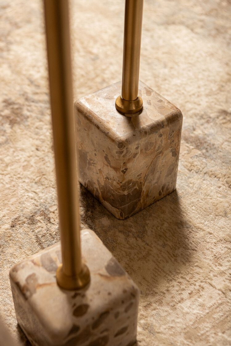PTMD Collection Ebe Beige Marble bijzettafel marmer rond blad Laag