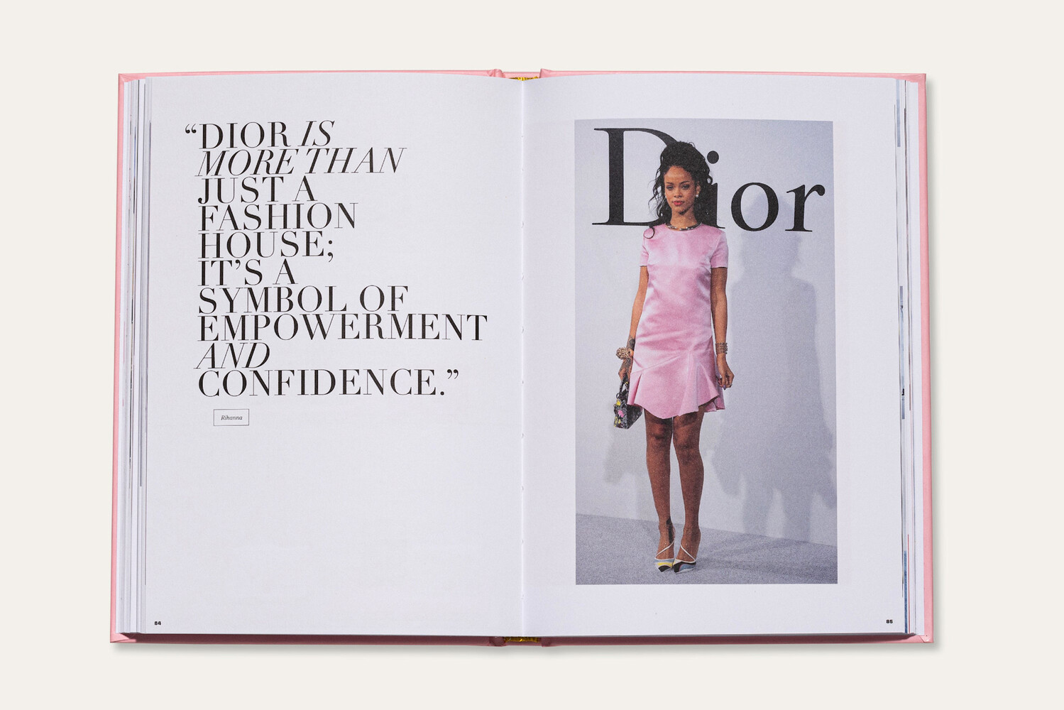 Koffietafelboek The Essence of Dior