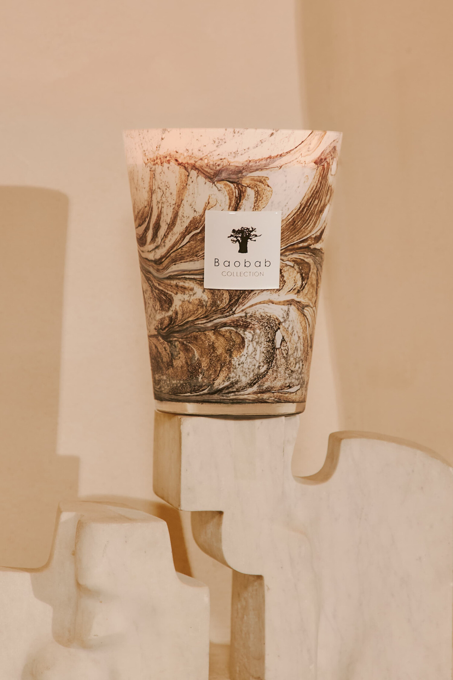 Baobab Collection Geurkaars Leaves Naïs Limited Edition Max 24