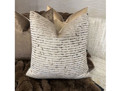 Brons interieur Sierkussen Ollie zand 45x45 cm