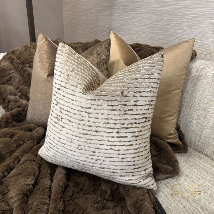 Brons interieur Sierkussen Ollie zand 45x45 cm