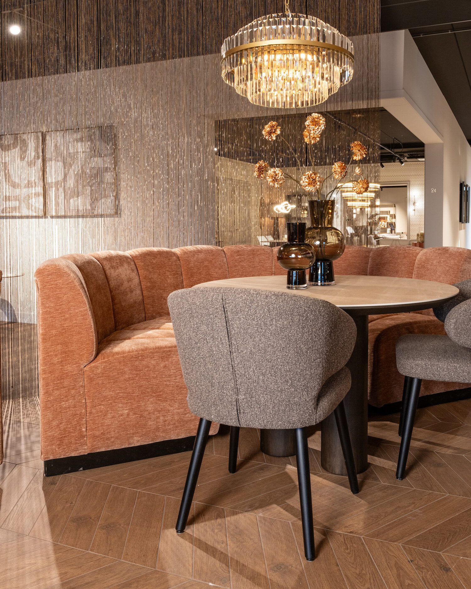 Richmond Interiors Vaas Liora brown bruin glas klein