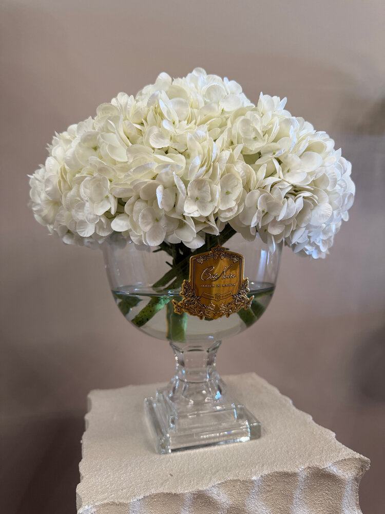 Côte Noire Luxury Provence Hydrangea Bouquet Medium White Gold Badge