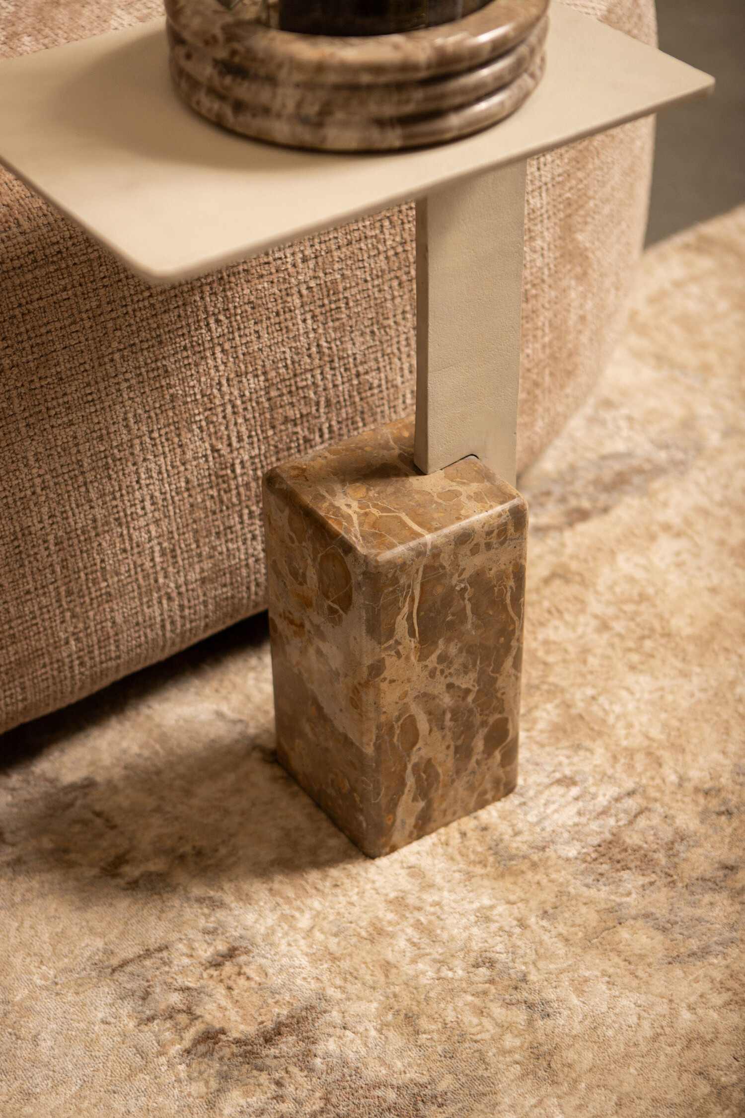 PTMD Collection Ebe Beige Marble bijzettafel marmer rechthoek blad
