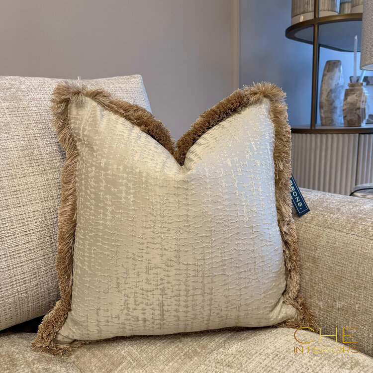 Brons interieur Sierkussen Noe Fringe met franjes 50x50 cm