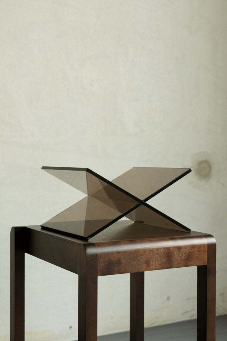Boekenstandaard Chairo Acryl glas
