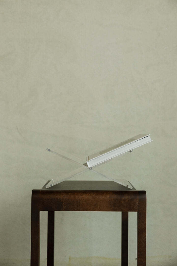 Boekenstandaard Tomei Acryl glas