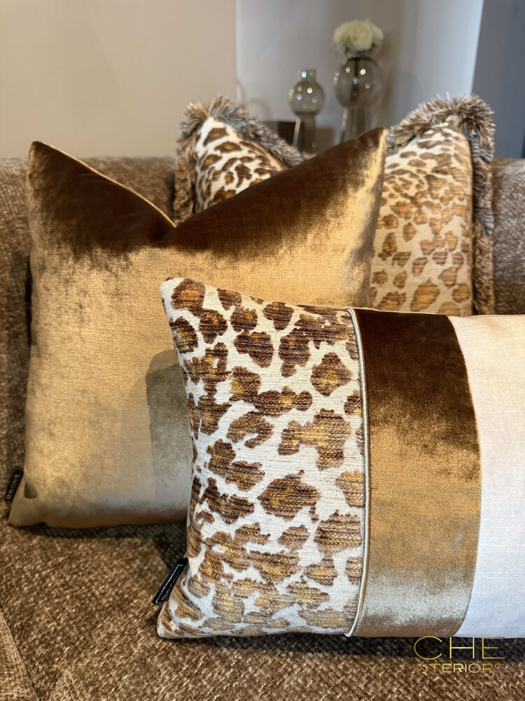 Brons interieur Sierkussen Faro oker strook 45x30 cm
