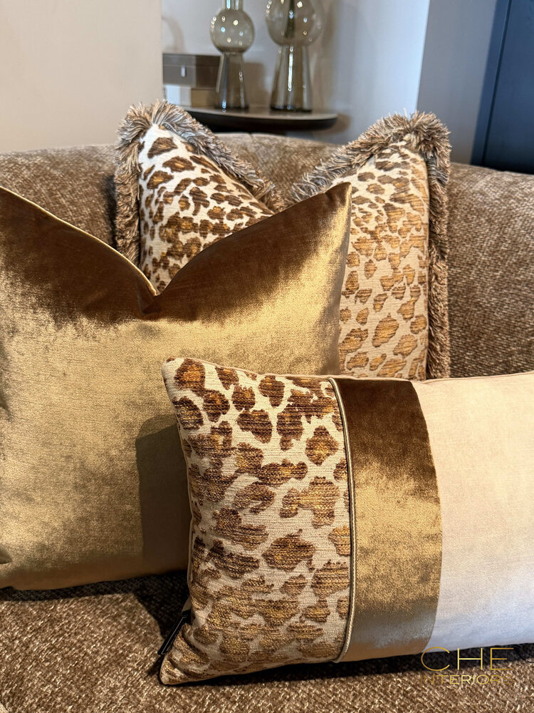 Brons interieur Sierkussen Faro oker fringe met franjes 50x50 cm