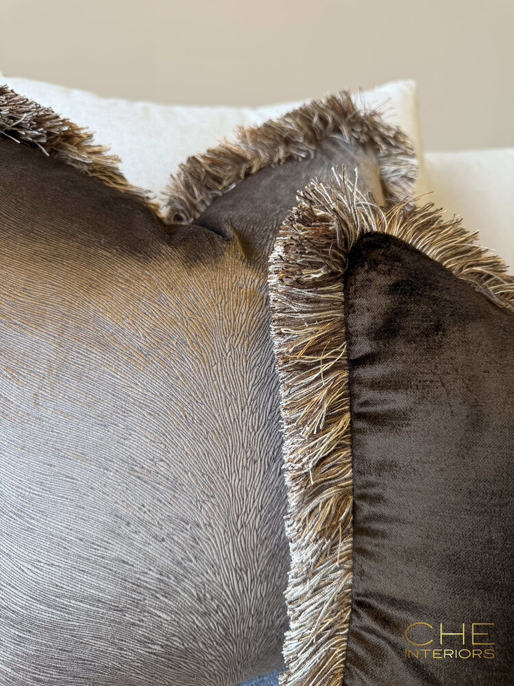 Brons interieur Sierkussen Embossed brown fringe met franjes 45x45 cm