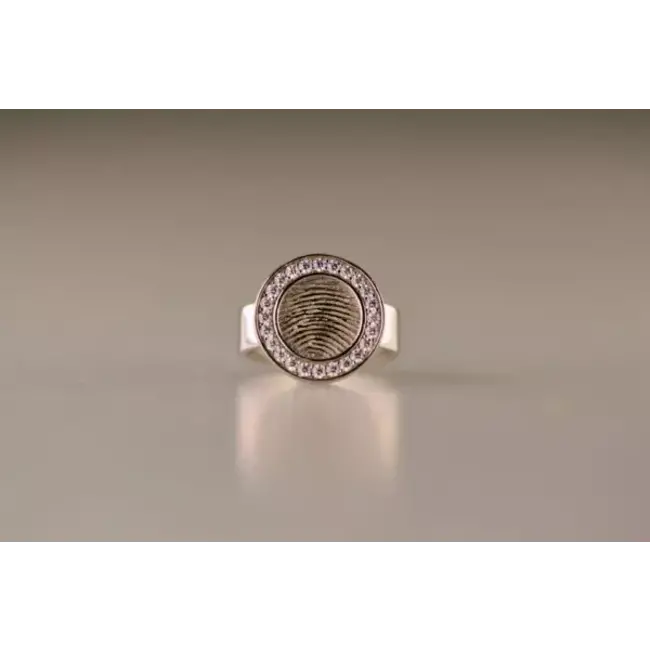 Vingerafdruk schijfring met vingerafdruk