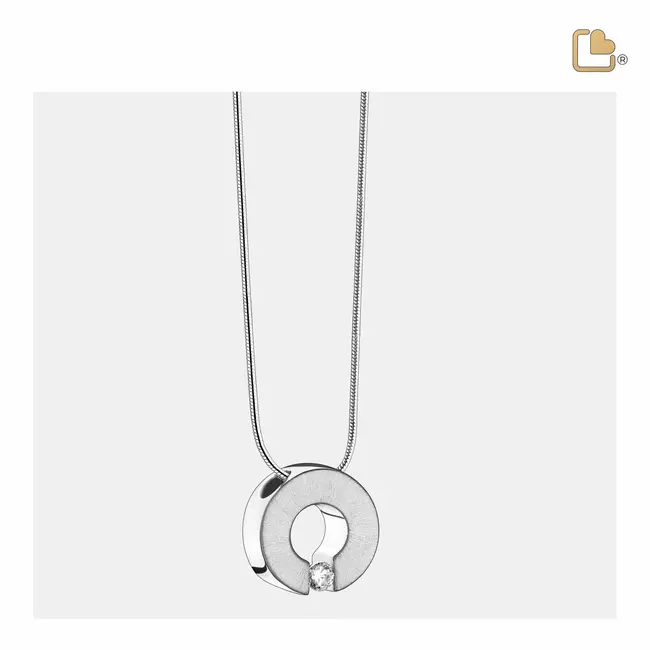 Omega ashanger zilverkleurig met zirkonia