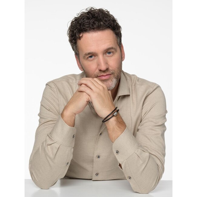 Glad leder herenarmband met edelstaal ashouder - zwart