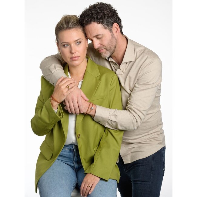 Charm dames armband met goudkleurige ashouder - cognac