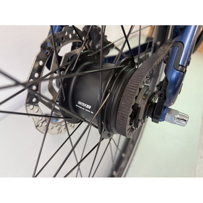 Giant Giant Daily Tour E1