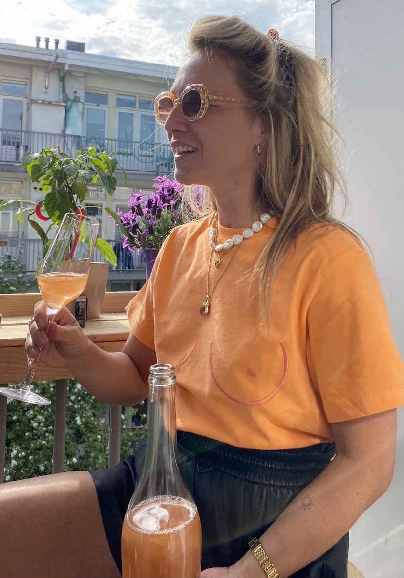 T.I.T.S. TITSSHIRT ORANJE