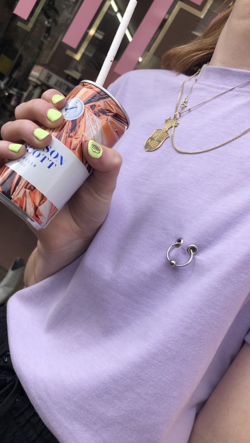 T.I.T.S. PIERCING T-SHIRT LILA