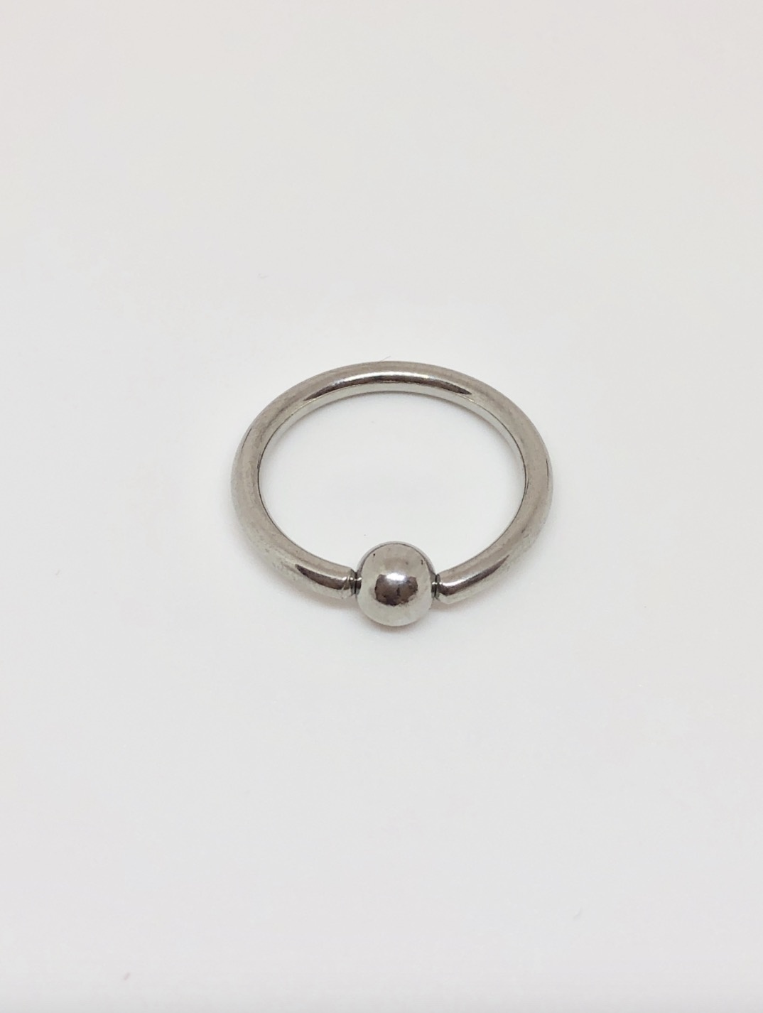 T.I.T.S. PIERCING T-SHIRT LILA