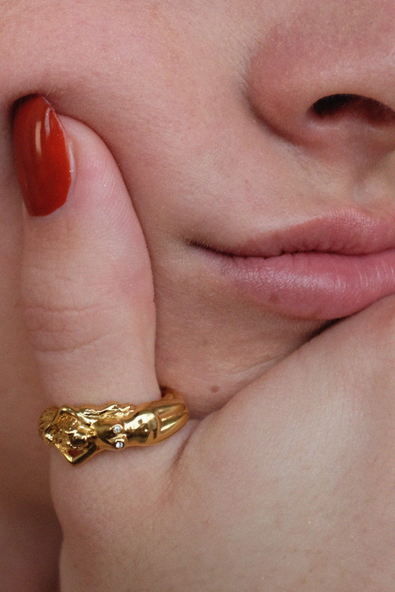 T.I.T.S. BODY RING GOLD