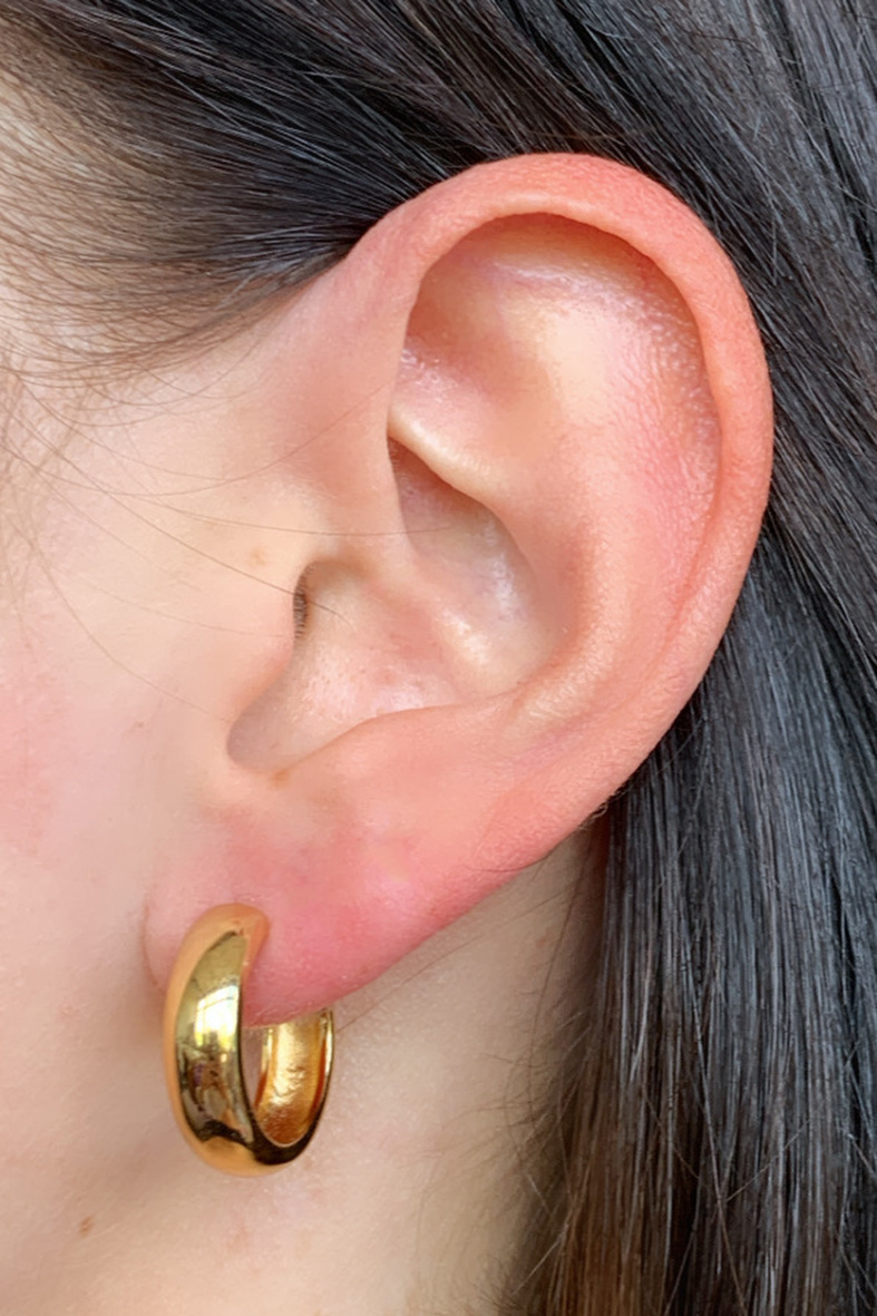 T.I.T.S. PLAIN HOOP EARRING SMALL GOLD