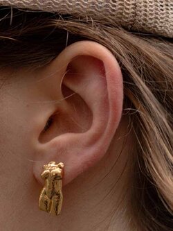 T.I.T.S. HAMMERED BIG BODY STUD GOUD