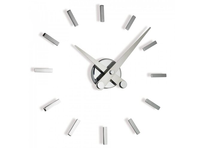 Retro clock 'Puntos Suspensivos'