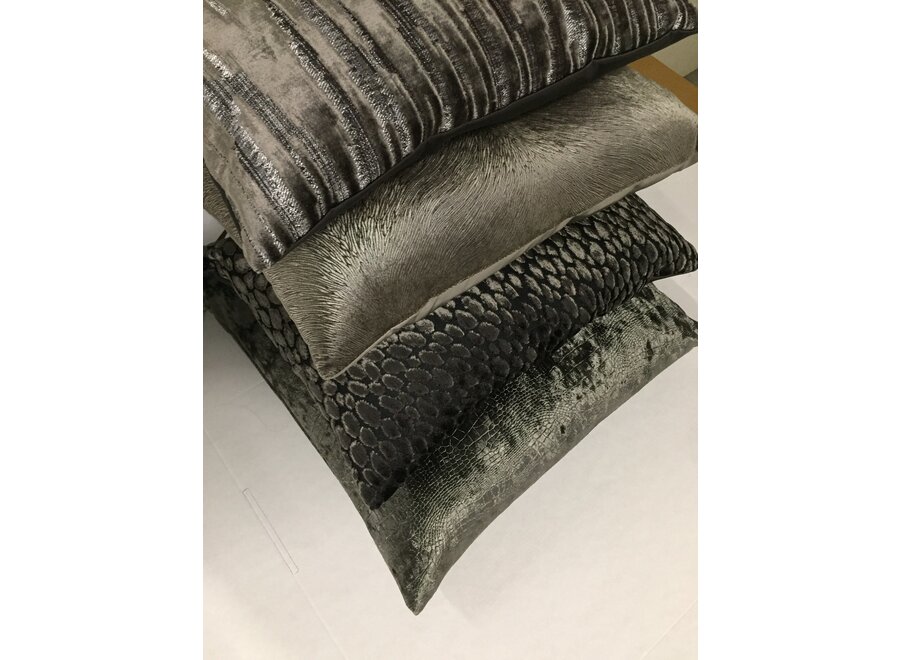 Pillow combination Brown/Dark Taupe: Perla, Speranza, Esta & Zafira