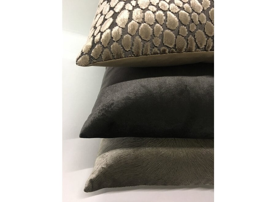 Pillow combination Brown/Dark Taupe: Perla, Speranza & Bandi