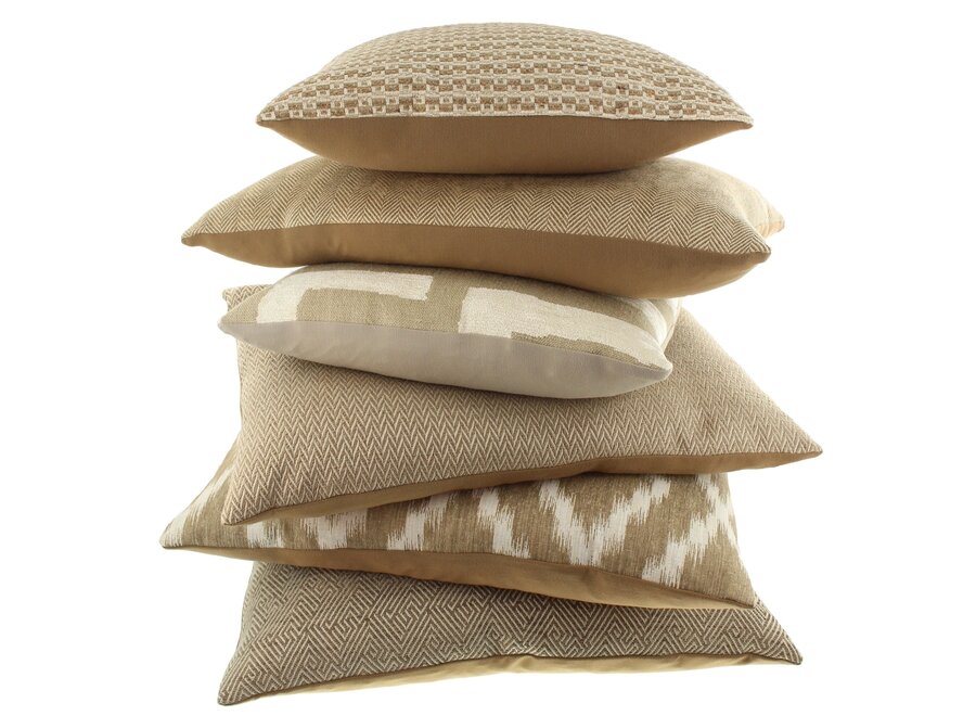 Decorative Pillow Glammy Camel