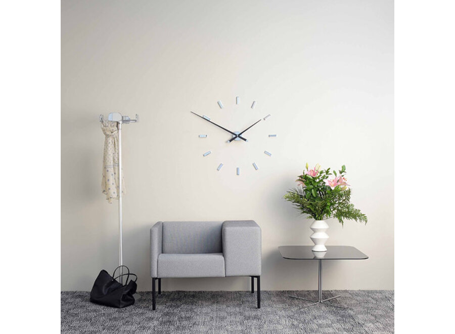 Design wall clock 'Tacón'