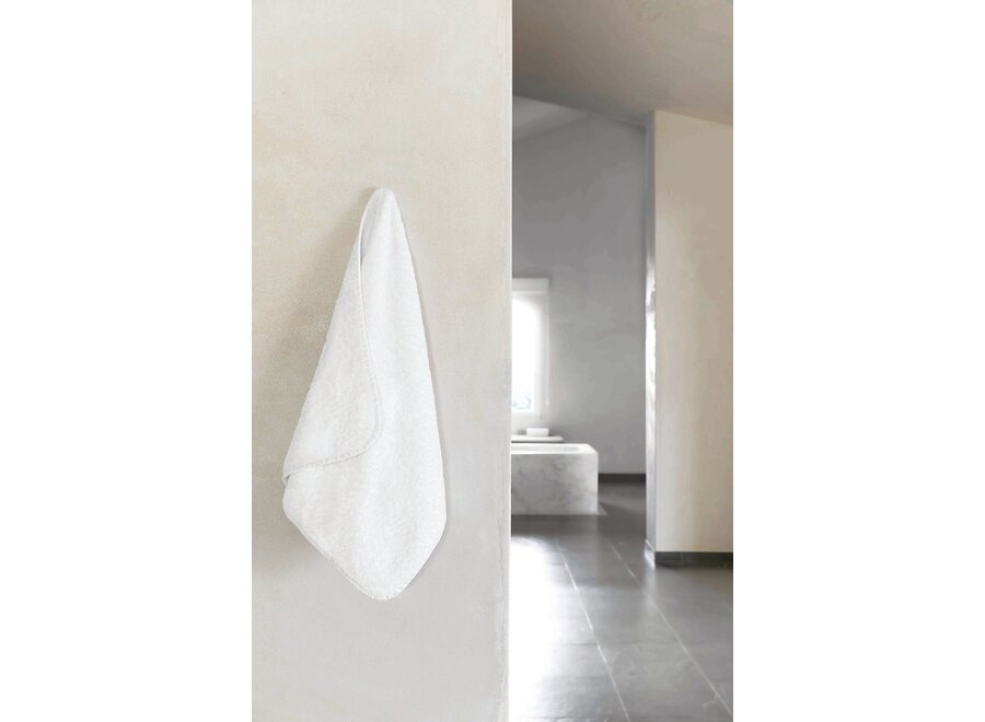 Towel 'Grand Egoist' - White