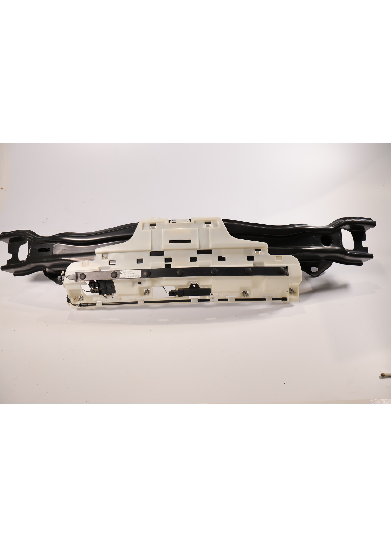BMW BMW 4er F32 F33 F36 Stoßstangenträger mit Adapterplatte 51127285542 61357391042