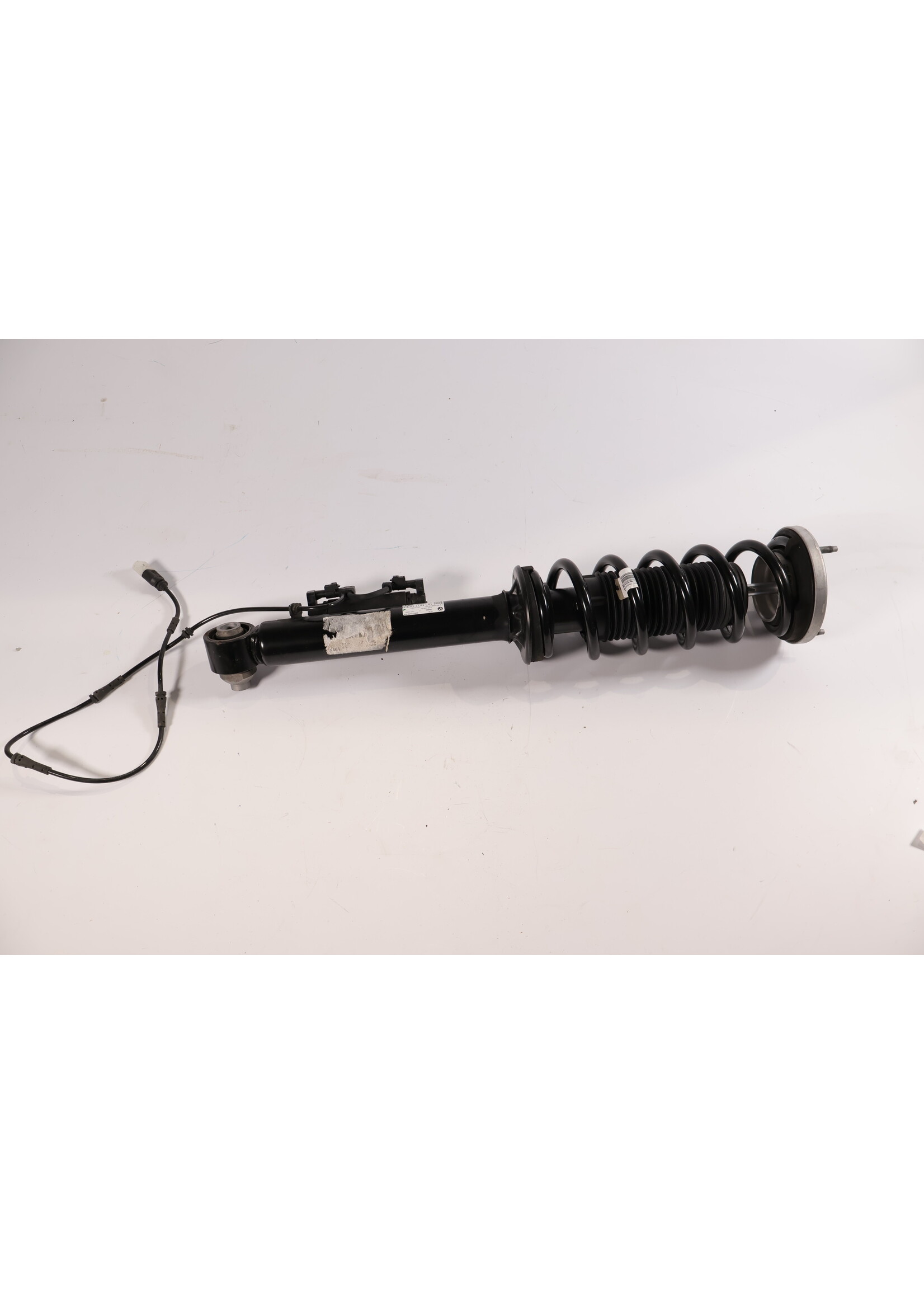 BMW BMW 8er G16 Federbein Stoßdämpfer links hinten 37106878127 6878127