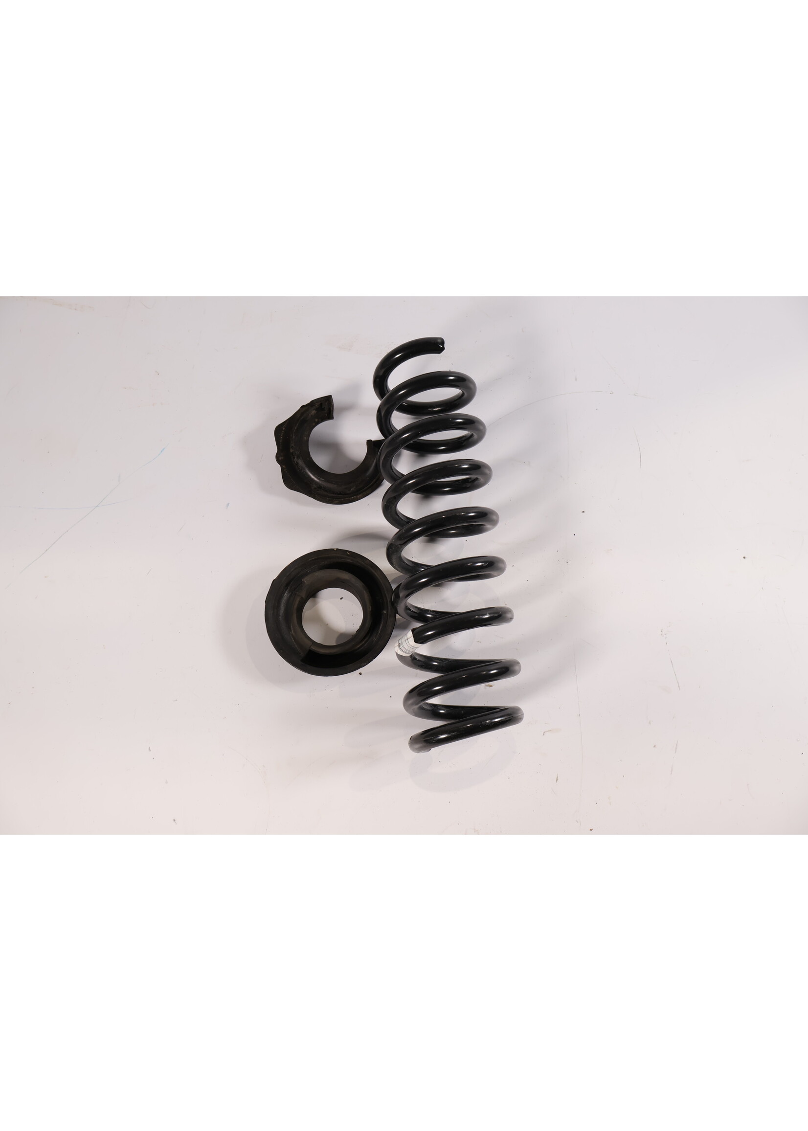 BMW BMW 4er F32 F33 F36 M-Paket hintere Schraubenfeder 33536855543 6855543