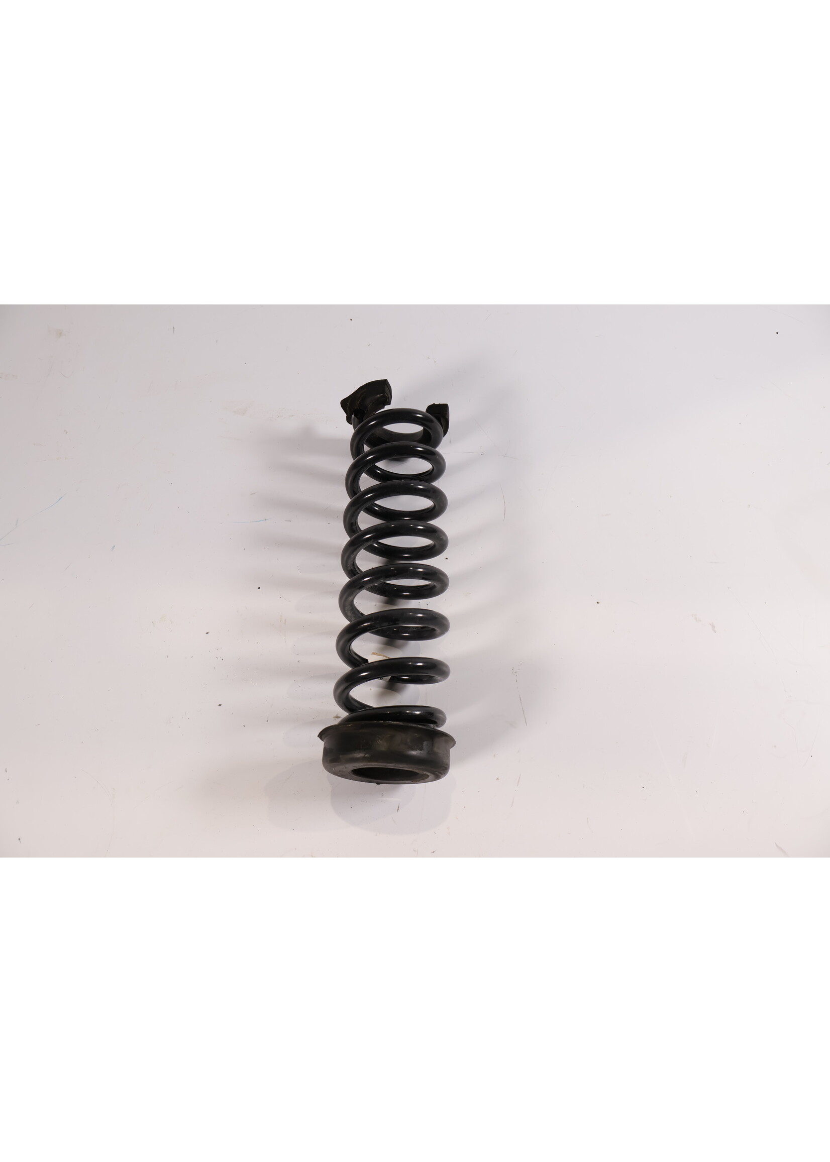 BMW BMW 4er F32 F33 F36 M-Paket hintere Schraubenfeder 33536855543 6855543