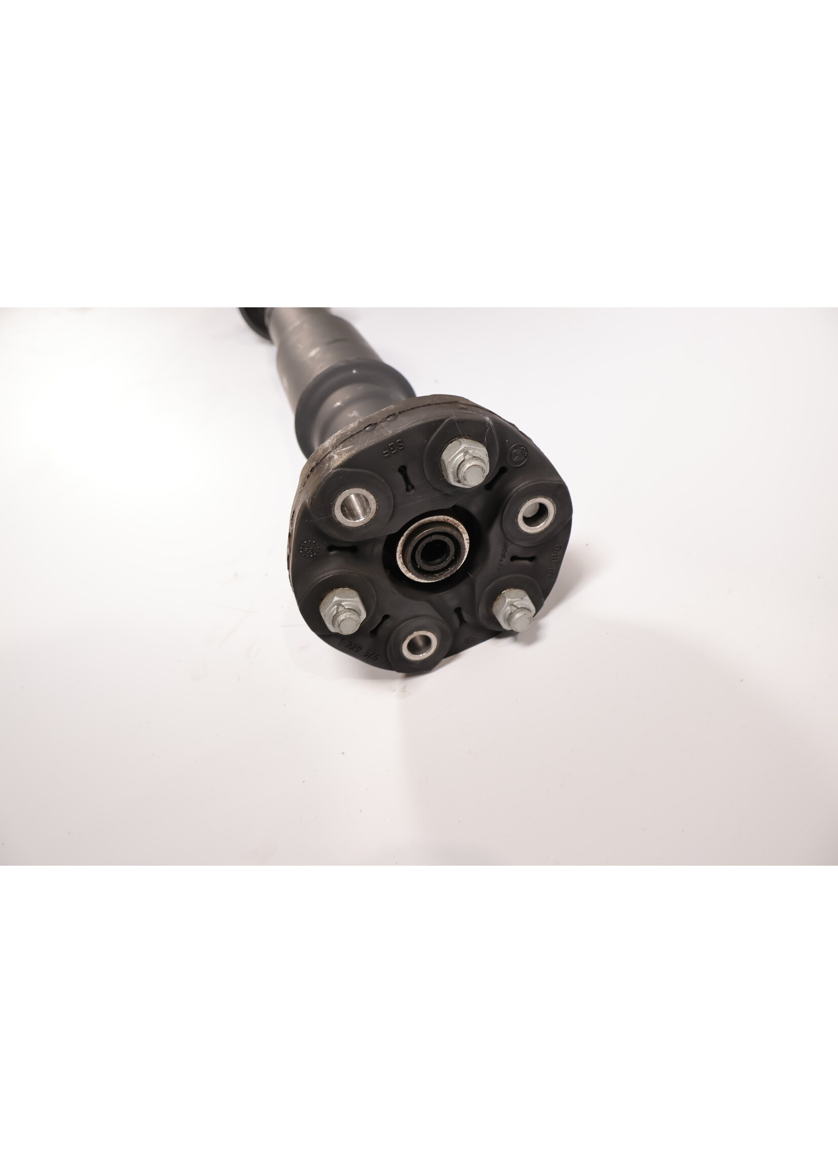 BMW BMW 8er G14 G15 G16 840i X-Drive Antriebswelle 72883810 26108842522
